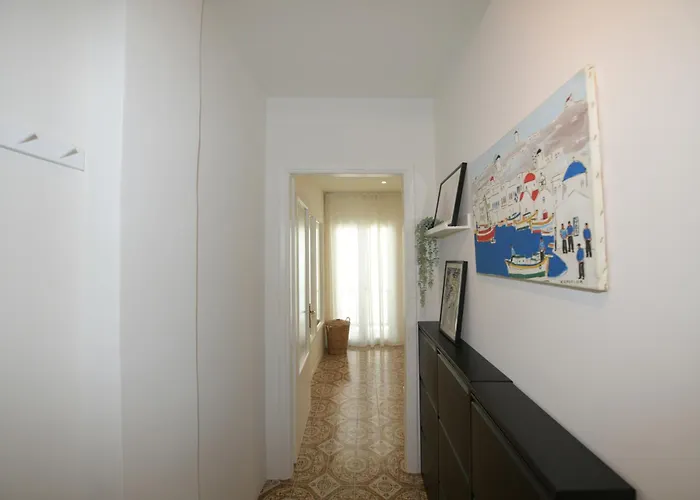 Daire Basoula House *